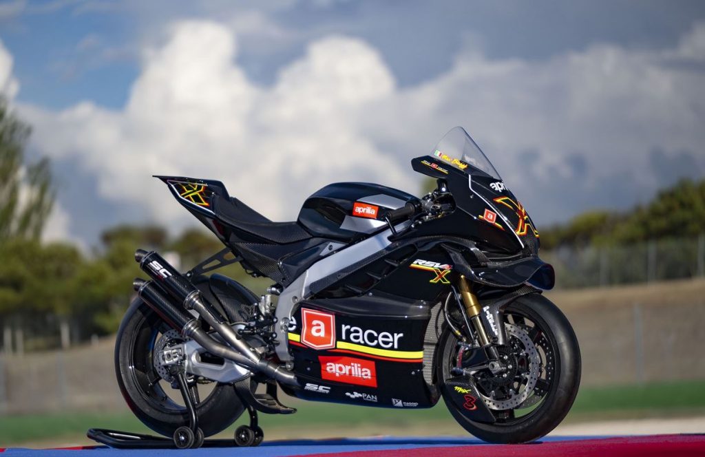 aprilia rsv4 x ex3ma