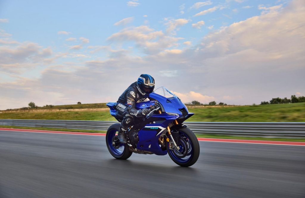 yamaha r9 2025